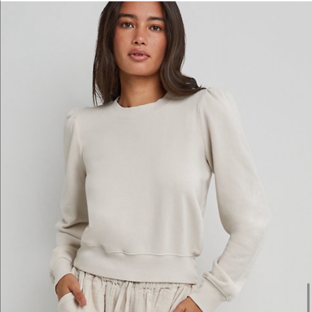 Aritzia Cream Sweatshirt